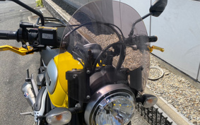 DUCATI  DUCATI  SCRAMBLER  ICON  2015 K102J