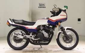 HONDA CBX550F INTEGRA 2025 PC04