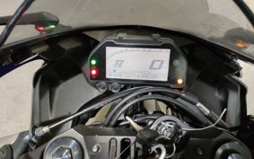 YAMAHA YZF-R3 2021 RH13J
