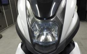 YAMAHA TRICITY 125 SE82J