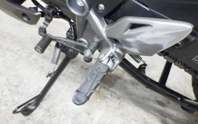 HONDA CB200X