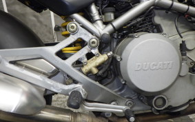 DUCATI MONSTER 400 IE 2004