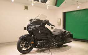 HONDA GL 1800 GOLD WING F6B 2013 SC68