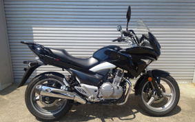 SUZUKI GSR250S GJ55D