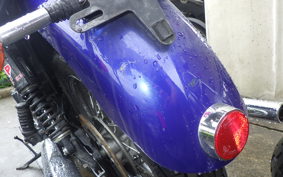 TRIUMPH BONNEVILLE T100 2003
