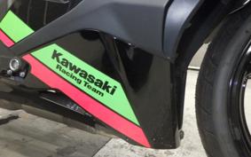 KAWASAKI ZX-25R ZX250E