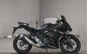 SUZUKI GSX250 R DN11A
