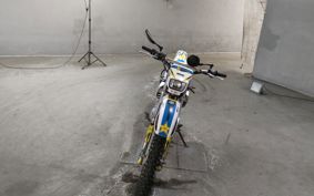 YAMAHA SEROW 225W DG08J