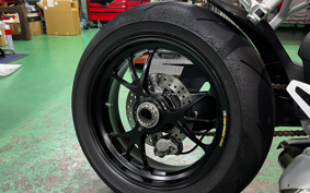 DUCATI STREET FIGHTER V4S 2021 1F00