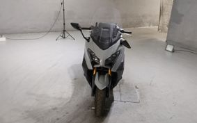 YAMAHA T-MAX 560 2025 SJ21J