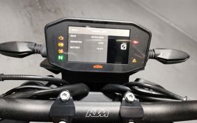 KTM 890 DUKE TU940