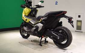 HONDA X-ADV 750 2025 RH21