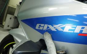 SUZUKI GIXXER 250 SF