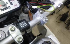 HONDA XR230 MOTARD
