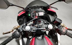 YAMAHA YZF-R25 RG10J