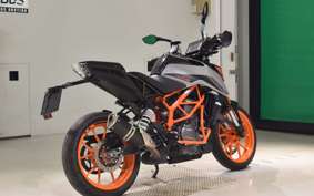KTM 390 DUKE 2022