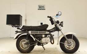 SUZUKI RV90 1977 RV90