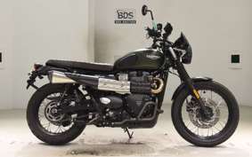TRIUMPH STREET SCRAMBLER 2000