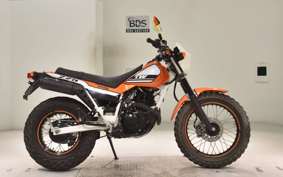 YAMAHA TW225 DG09J