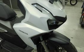 HONDA ADV160