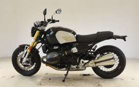 BMW R12 nine T 2025