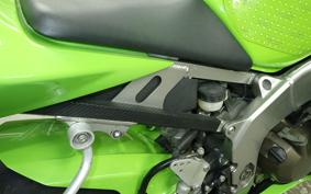 KAWASAKI NINJA ZX-6R R 2003