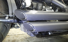 HARLEY FLFB 1750 2017