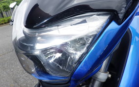 SUZUKI GSR250