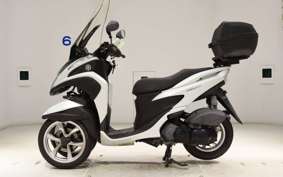 YAMAHA TRICITY 125 SE82J