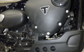TRIUMPH STREET SCRAMBLER 2023