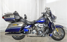 HARLEY FLHTKSE CVO 2015 TEN