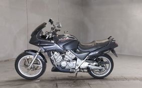 HONDA ZELBIS MC25