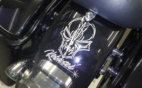 HARLEY FLD 1580 2014