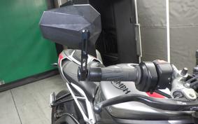 TRIUMPH STREET TRIPLE RS 2021