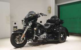 HARLEY FLHTCUTG TRIKE 2014