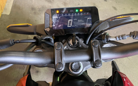 HONDA CB250R MC52