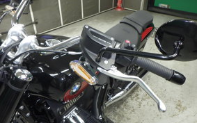 BMW R18 2025