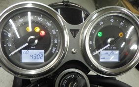 TRIUMPH BONNEVILLE T100 2019