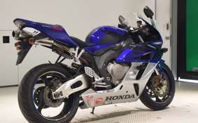 HONDA CBR1000RR 2005 SC57