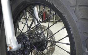 YAMAHA TW225 DG09J