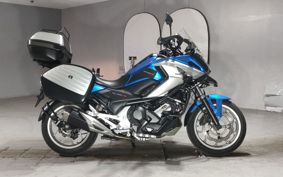 HONDA NC750X DCT RC90