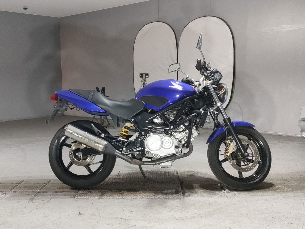 Фото Honda VTR 250 2007 с японского аукциона