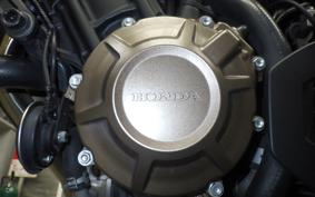 HONDA CB650R E-Clutch 2025 RH17