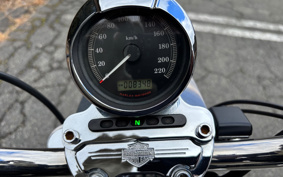 HARLEY XL883L 2009 CR2