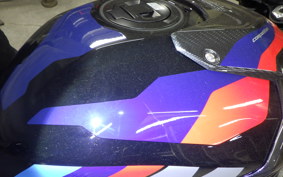 BMW M1000R 2023