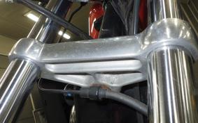 HARLEY XL883 2005