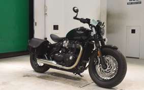 TRIUMPH BONNEVILLE BOBBER 2023