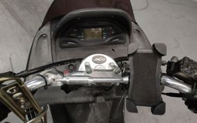 YAMAHA MAJESTY 125 SE27