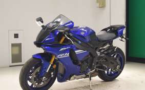 YAMAHA YZF-R1 2018