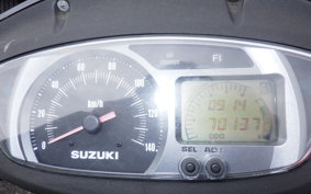 SUZUKI GSR125